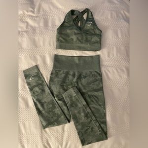 Gymshark Green Camo Bra and Legging Matching Set | Women’s Small